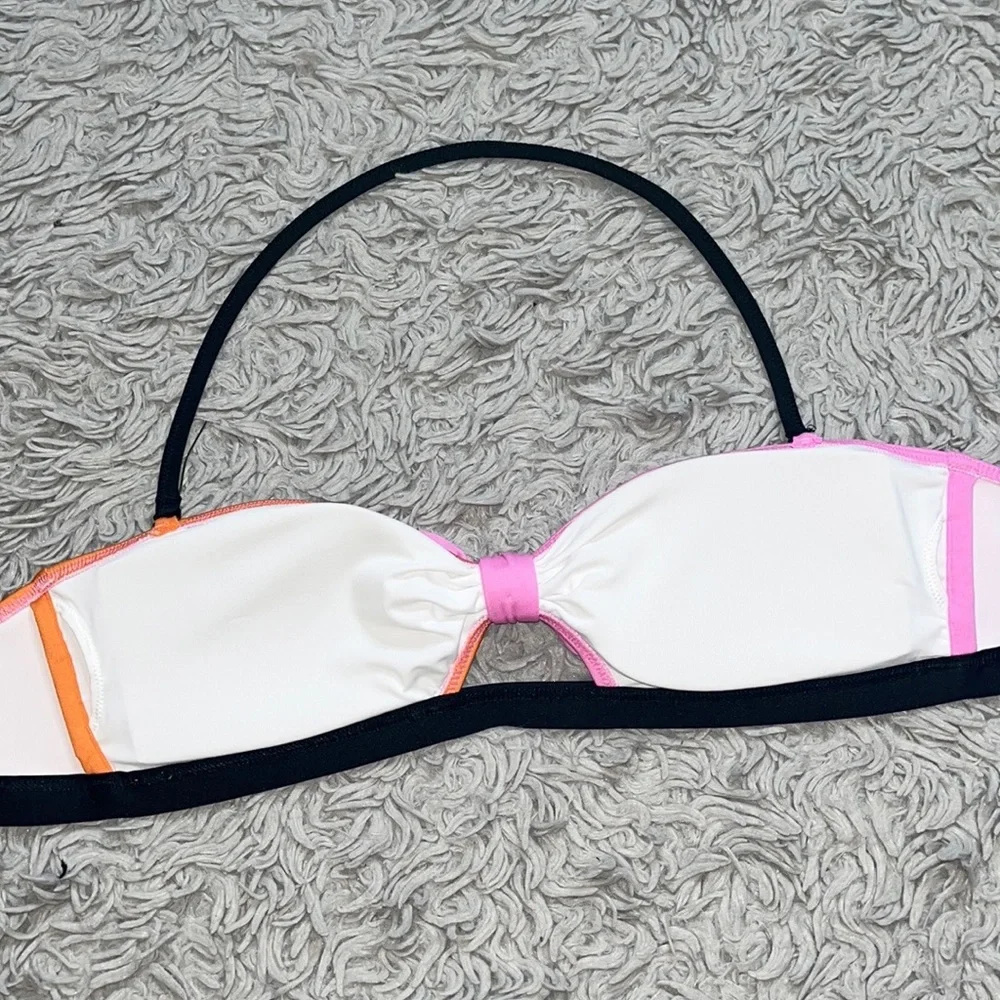 Last chance…PINK Victoria’s Secret Bikini Top Swimsuit Swim Bandeau M Medium - Picture 3 of 5